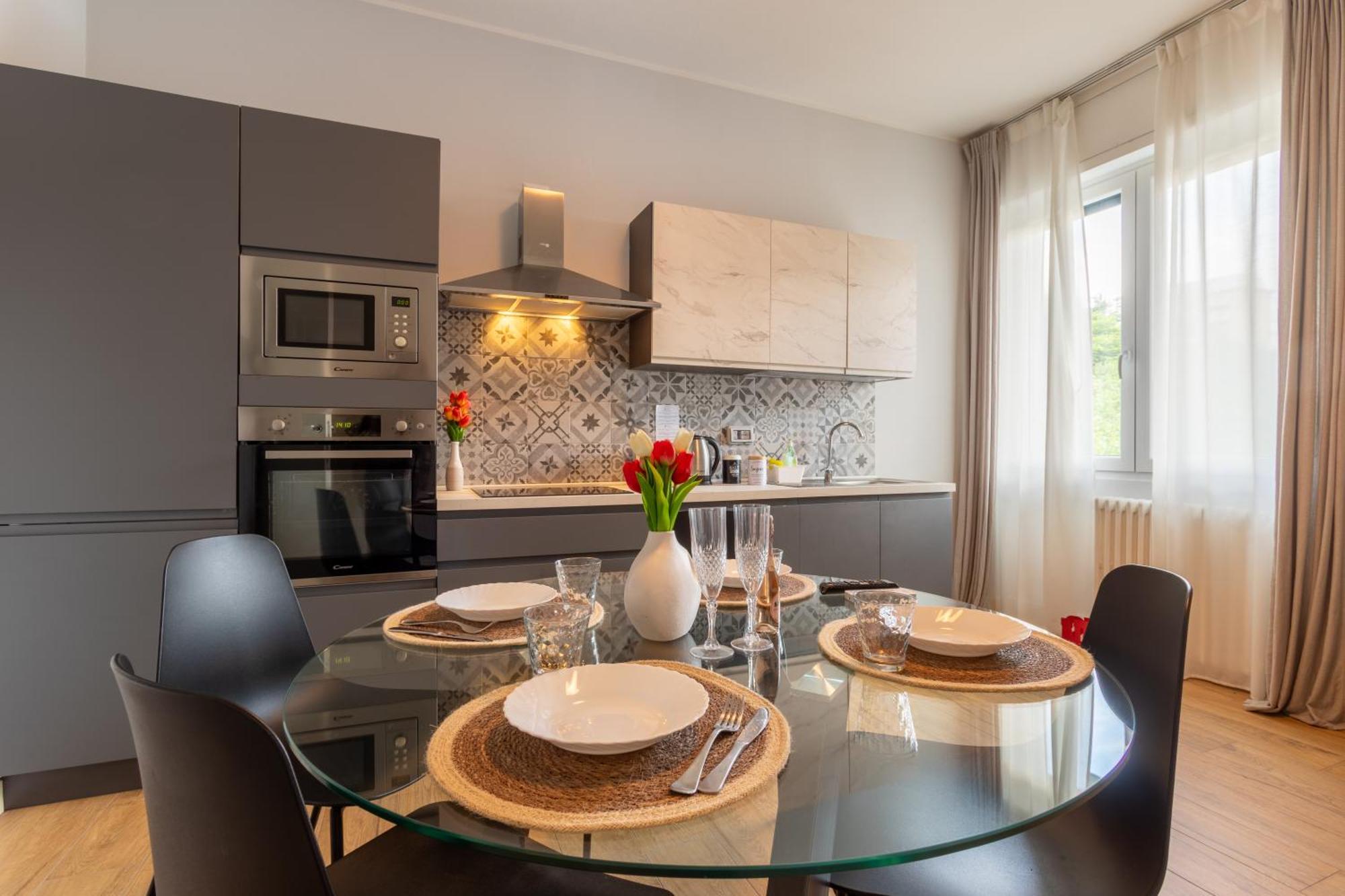Lavarell - Exclusive Apartment Como Exteriör bild